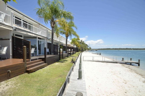 Skippers Cove Waterfront Resort - Tourism Townsville 22