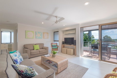 Munna Beach Apartments - Tourism Townsville 7