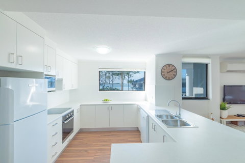 Munna Beach Apartments - Tourism Townsville 31