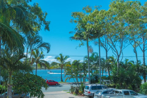 Munna Beach Apartments - Tourism Townsville 9
