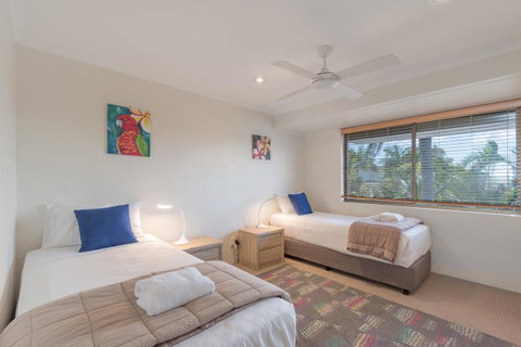 Munna Beach Apartments - Tourism Townsville 5
