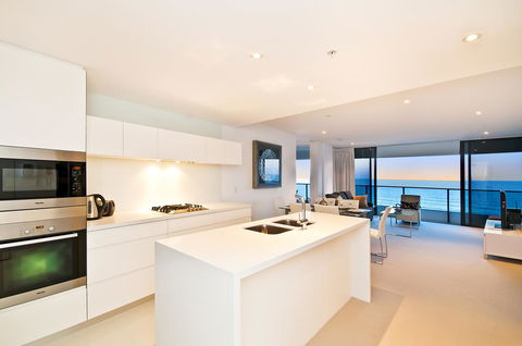 Oracle Resort Broadbeach - Gclr - Tourism Townsville 31