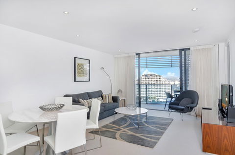 Oracle Resort Broadbeach - Gclr - Tourism Townsville 39
