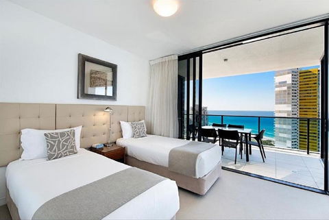 Oracle Resort Broadbeach - Gclr - Tourism Townsville 3