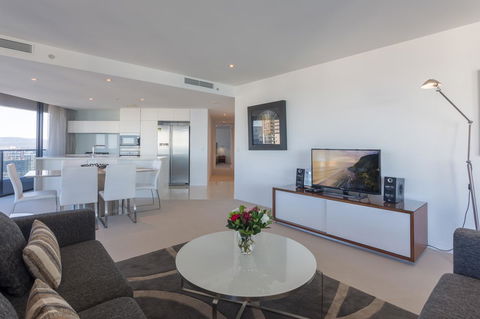 Oracle Resort Broadbeach - Gclr - Tourism Townsville 7