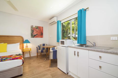 Port Douglas Motel - Tourism Townsville 38