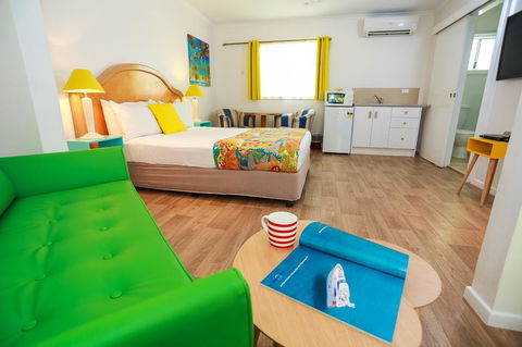 Port Douglas Motel - Tourism Townsville 16