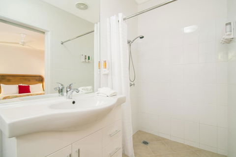 Port Douglas Motel - Tourism Townsville 39