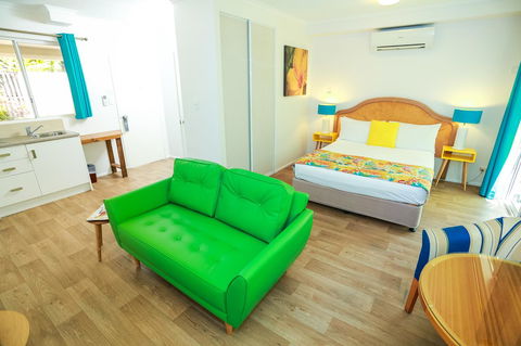 Port Douglas Motel - Tourism Townsville 12