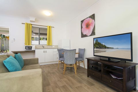 Port Douglas Motel - Tourism Townsville 43