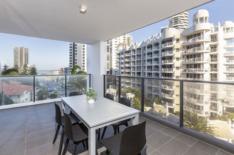 Qube Broadbeach - Tourism Townsville 41
