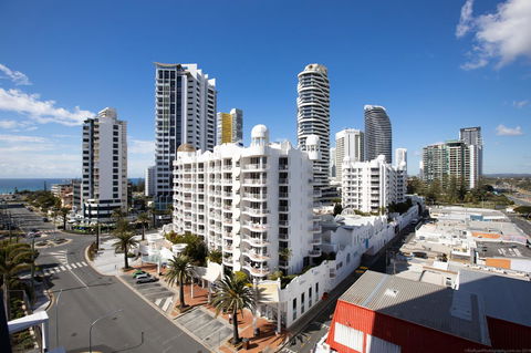 Qube Broadbeach - Tourism Townsville 10