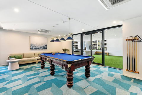 Qube Broadbeach - Tourism Townsville 36