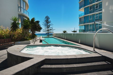 Reflections Tower Two - Tourism Townsville 0