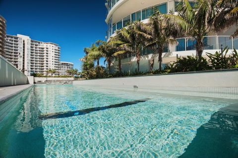 Reflections Tower Two - Tourism Townsville 7