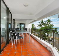 Roydon Beachfront Apartments - Tourism Townsville