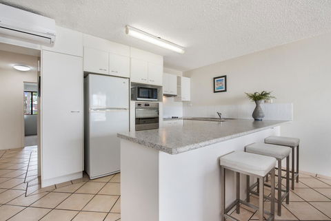 Alexandria Apartments - Tourism Townsville 11