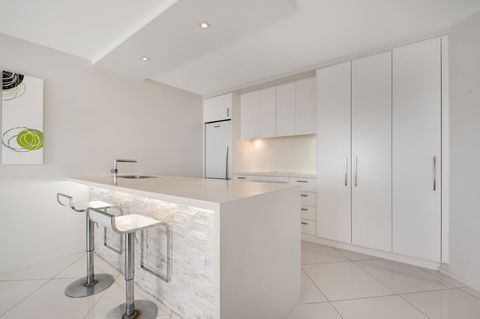Alexandria Apartments - Tourism Townsville 1