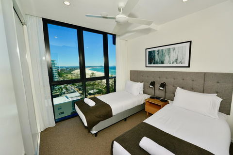 Iconic Kirra Beach Resort - Tourism Townsville 6