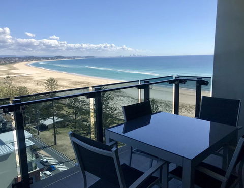 Iconic Kirra Beach Resort - Tourism Townsville 18