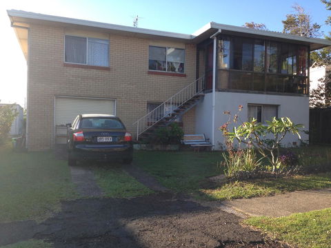 XYL Pets Friendly Seaside Boutique Guesthouse - Tourism Townsville 35