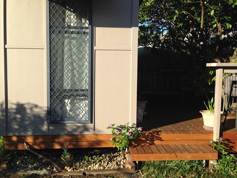 XYL Pets Friendly Seaside Boutique Guesthouse - Tourism Townsville 31