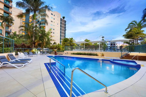 Peninsular Beachfront Resort - Tourism Townsville 32
