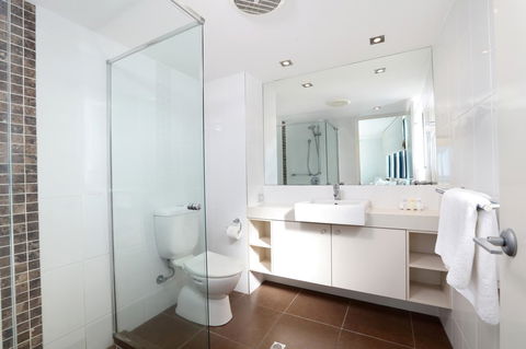 Peninsular Beachfront Resort - Tourism Townsville 6