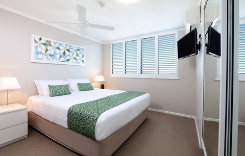 Peninsular Beachfront Resort - Tourism Townsville 26