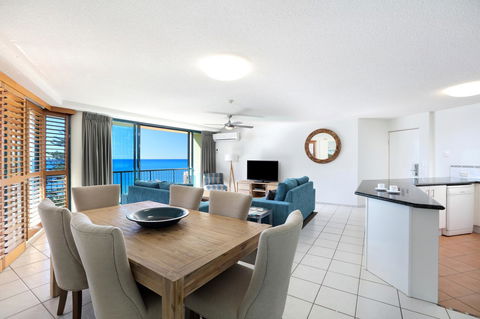 Peninsular Beachfront Resort - Tourism Townsville 15