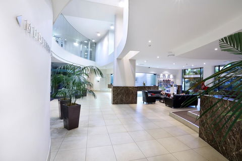 Peninsular Beachfront Resort - Tourism Townsville 19
