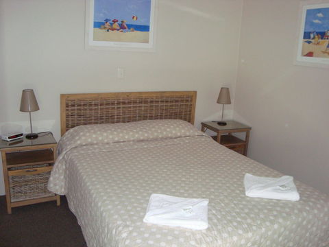 Grosvenor Beachfront Apartments Surfers Paradise - Tourism Townsville 13