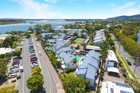 Noosa Place Resort - Tourism Townsville 0