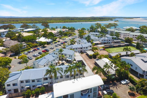 Noosa Place Resort - Tourism Townsville 24