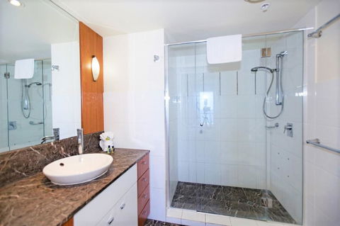 The Towers Of Chevron Renaissance - Holidays Gold Coast - Tourism Townsville 38