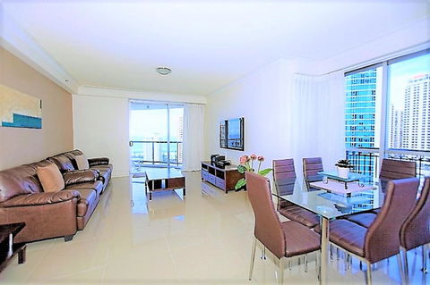 The Towers Of Chevron Renaissance - Holidays Gold Coast - Tourism Townsville 30