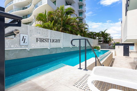 Sunset Retreat Mooloolaba - Tourism Townsville 34