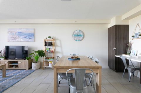 Sunset Retreat Mooloolaba - Tourism Townsville 31