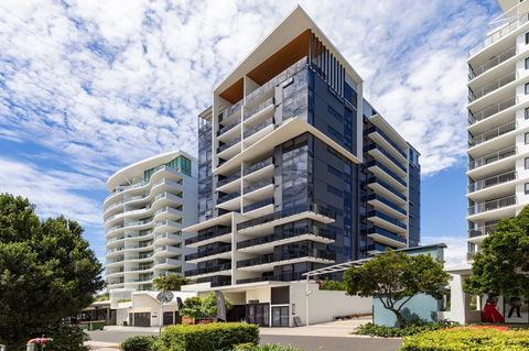 Sunset Retreat Mooloolaba - Tourism Townsville 39