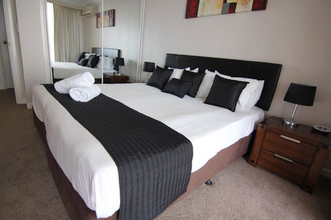 The Phoenician Resort - Tourism Townsville 14
