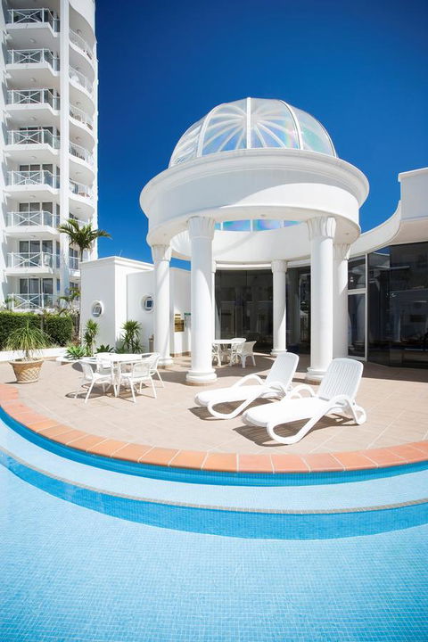 The Phoenician Resort - Tourism Townsville 6