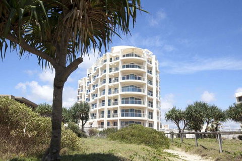 Regency On The Beach - Tourism Townsville 12