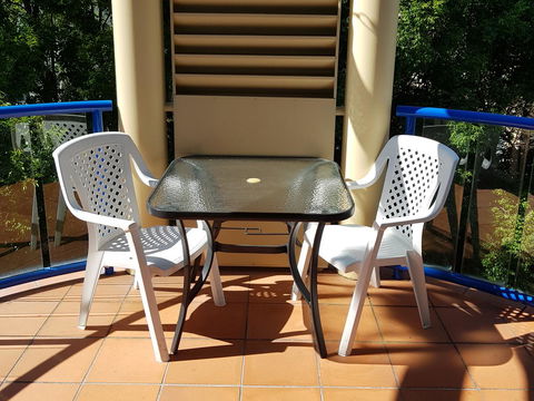 Surfers Beach Resort One - Tourism Townsville 29