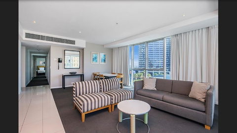 Gold Coast Private Apartments - H Residences, Surfers Paradise - Tourism Townsville 32