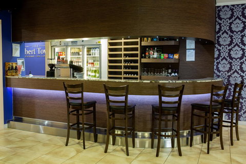 The Robert Towns - Tourism Townsville 14