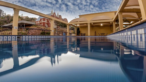 The Robert Towns - Tourism Townsville 0