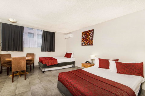 The Robert Towns - Tourism Townsville 21