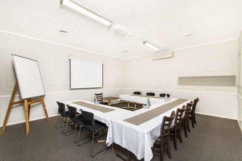 The Robert Towns - Tourism Townsville 19