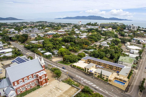 The Robert Towns - Tourism Townsville 9