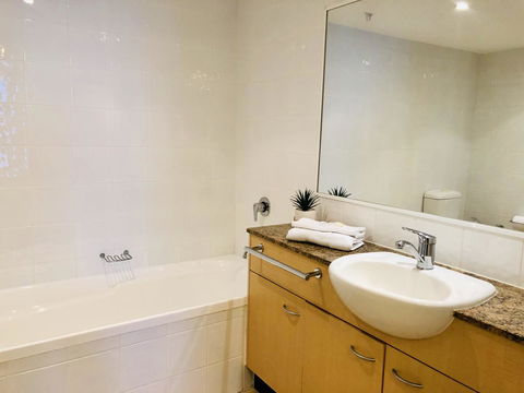 Kirra Beach Apartments - Tourism Townsville 6